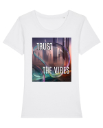 TRUST THE VIBES Tricou mânecă scurtă guler larg fitted Damă Expresser