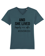 And she lived happily ever after. divorced.  Si ea a trait fericita. Divort Tricou mânecă scurtă guler V Bărbat Presenter