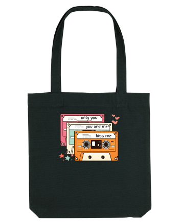 Muzica retro - Kiss me Black