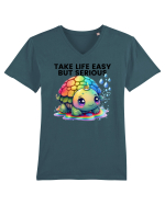 Broasca testoasa pictata in acuarela cu mesajul Take Life Easy but Serious Tricou mânecă scurtă guler V Bărbat Presenter