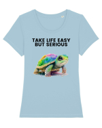 Broasca testoasa pictata in acuarela cu mesajul Take Life Easy but Serious Tricou mânecă scurtă guler larg fitted Damă Expresser