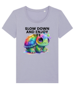 Broasca testoasa pictata in acuarela cu mesajul  Slow Down and Enjoy Life Tricou mânecă scurtă guler larg fitted Damă Expresser