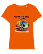 Broasca testoasa pictata in acuarela cu mesajul  Go with the Flow Tricou mânecă scurtă guler larg fitted Damă Expresser