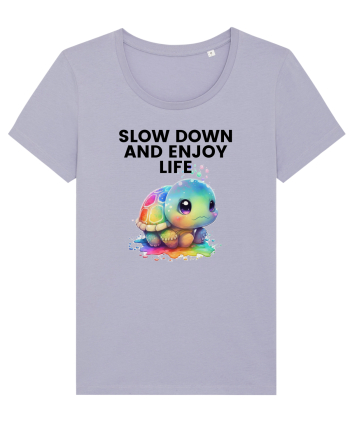 Broasca testoasa pictata in acuarela cu mesajul  Slow Down and Enjoy Life Lavender