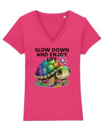 Broasca testoasa pictata in acuarela cu mesajul  Slow Down and Enjoy Life Raspberry