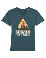 pentru montaniarzi - Go wild for a while Tricou mânecă scurtă guler V Bărbat Presenter