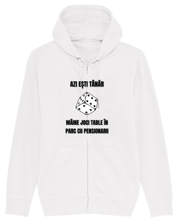 Azi esti tanar maine joci table in parc cu pensionarii White