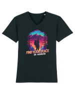 in stil synthwave - Find your peace in nature Tricou mânecă scurtă guler V Bărbat Presenter