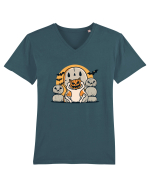 Adorable Halloween Kitty: Pumpkin on Paws! Tricou mânecă scurtă guler V Bărbat Presenter