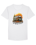 Wanderlusting through autumn Tricou mânecă scurtă guler larg Bărbat Skater