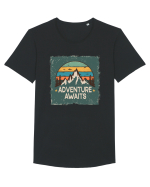 Adventure Awaits Retro Sunset Distressed Poster Style Tricou mânecă scurtă guler larg Bărbat Skater