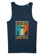 pt pasionații de drone - Never underestimate an old man drone pilot Maiou Bărbat Runs