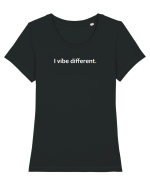 I vibe different. Tricou mânecă scurtă guler larg fitted Damă Expresser