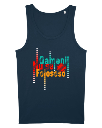 Oamenii nu se folosesc Navy