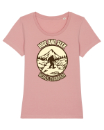 Bigfoot Hide And Seek World Champion Tricou mânecă scurtă guler larg fitted Damă Expresser