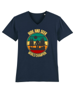 Bigfoot Hide And Seek World Champion Tricou mânecă scurtă guler V Bărbat Presenter
