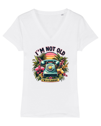 pentru nostalgicii anilor 80 - I am not old, I am classic White