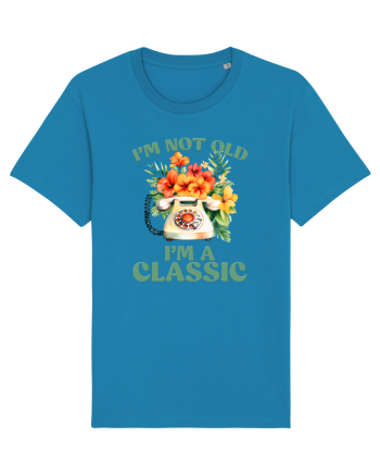 in stilul pop al anilor 80 - I am not old, I am a classic Azur