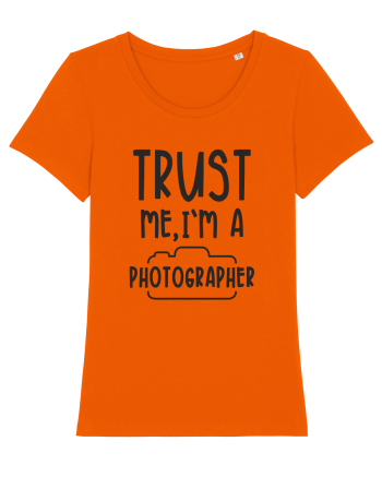 Crede-mă, sunt Fotograf Bright Orange