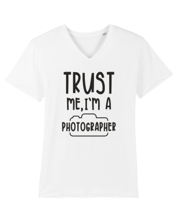 Crede-mă, sunt Fotograf White