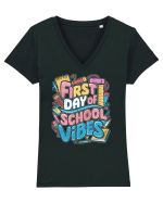 First Day of School Vibes Tricou mânecă scurtă guler V Damă Evoker