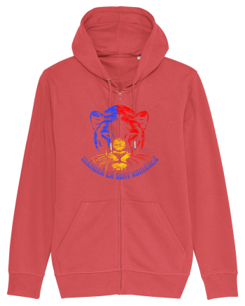 Mandra ca sunt romanca Carmine Red