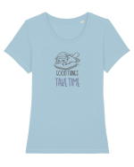 GOOD THINGS TAKE TIME - LUCRURILE BUNE AU NEVOIE DE TIMP Tricou mânecă scurtă guler larg fitted Damă Expresser