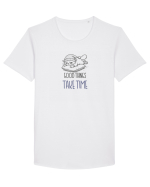 GOOD THINGS TAKE TIME - LUCRURILE BUNE AU NEVOIE DE TIMP Tricou mânecă scurtă guler larg Bărbat Skater