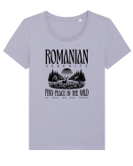 Romania Romanian Serenity - Find peace in the wild  Tricou mânecă scurtă guler larg fitted Damă Expresser