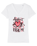 Asistent medical din pasiune  Tricou mânecă scurtă guler V Damă Evoker