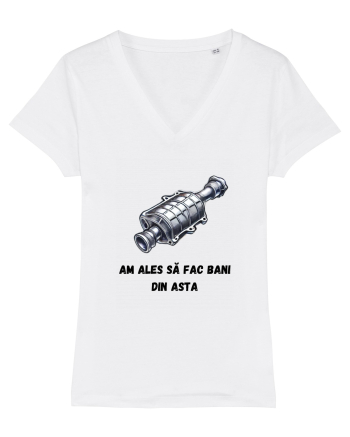  „Am ales să fac bani din asta” White
