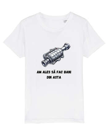  „Am ales să fac bani din asta” White