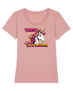 TRUST ME, I`M A UNICORN - Ai incredere in mine, sunt un unicorn Tricou mânecă scurtă guler larg fitted Damă Expresser