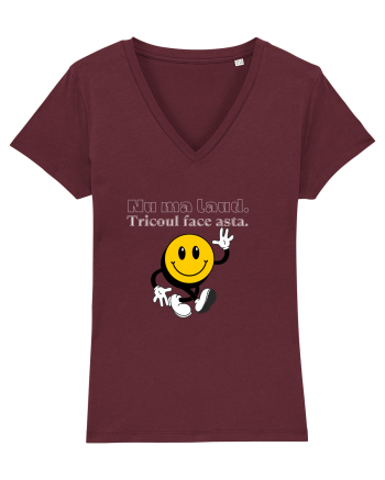 Nu ma laud.  Tricoul face asta  Burgundy