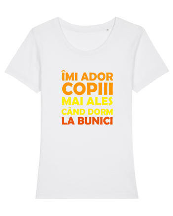 IMI ADOR COPIII, MAI ALES CAND DORM LA BUNICI White