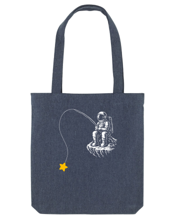 Astronaut Fishing For A Star – Pescuind Printre Stele Midnight Blue