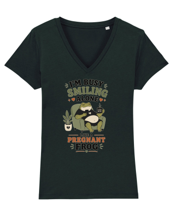 Funny Introvert Frog Design for Solitude Lovers and Quiet Personalities Black