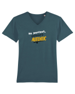 Nu perfect. Doar autentic. Tricou mânecă scurtă guler V Bărbat Presenter
