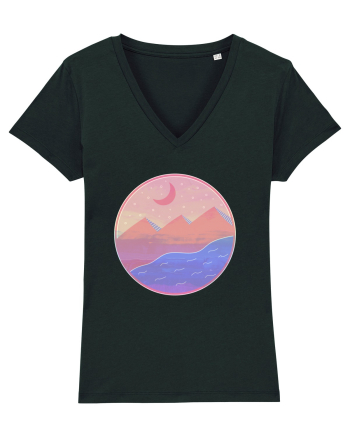 Pyramids - textured style Black
