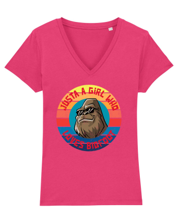 Retro Sunset Just A Girl Who Loves Bigfoot Raspberry