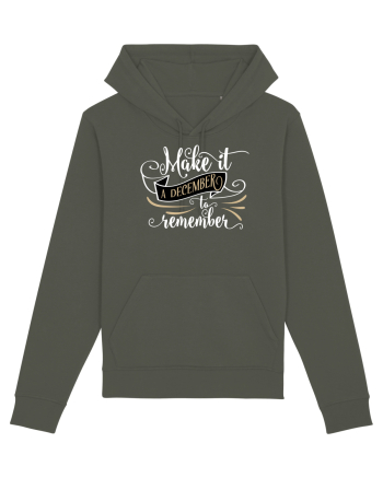 Un decembrie memorabil Khaki