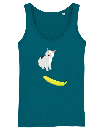 Cat no like banana Ocean Depth