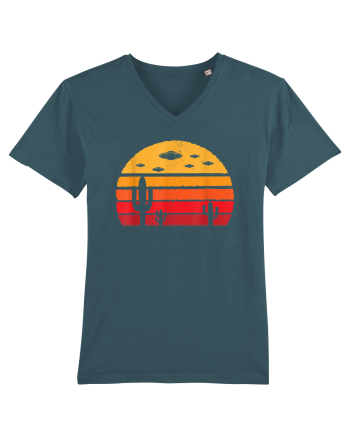 UFO Alien Retro Desert Stargazer